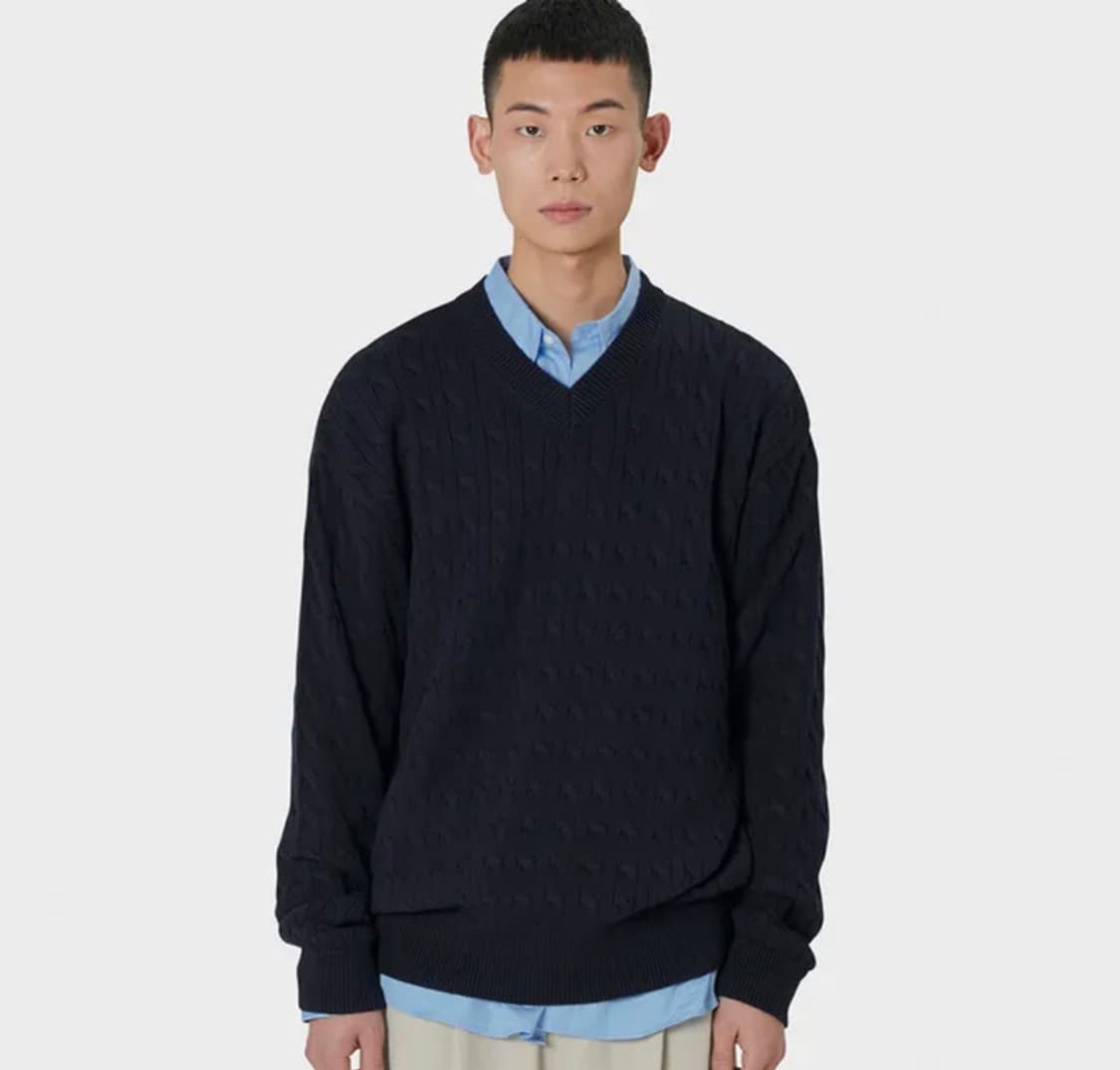 브라운야드 꽈배기 브이넥 니트 상품이미지5