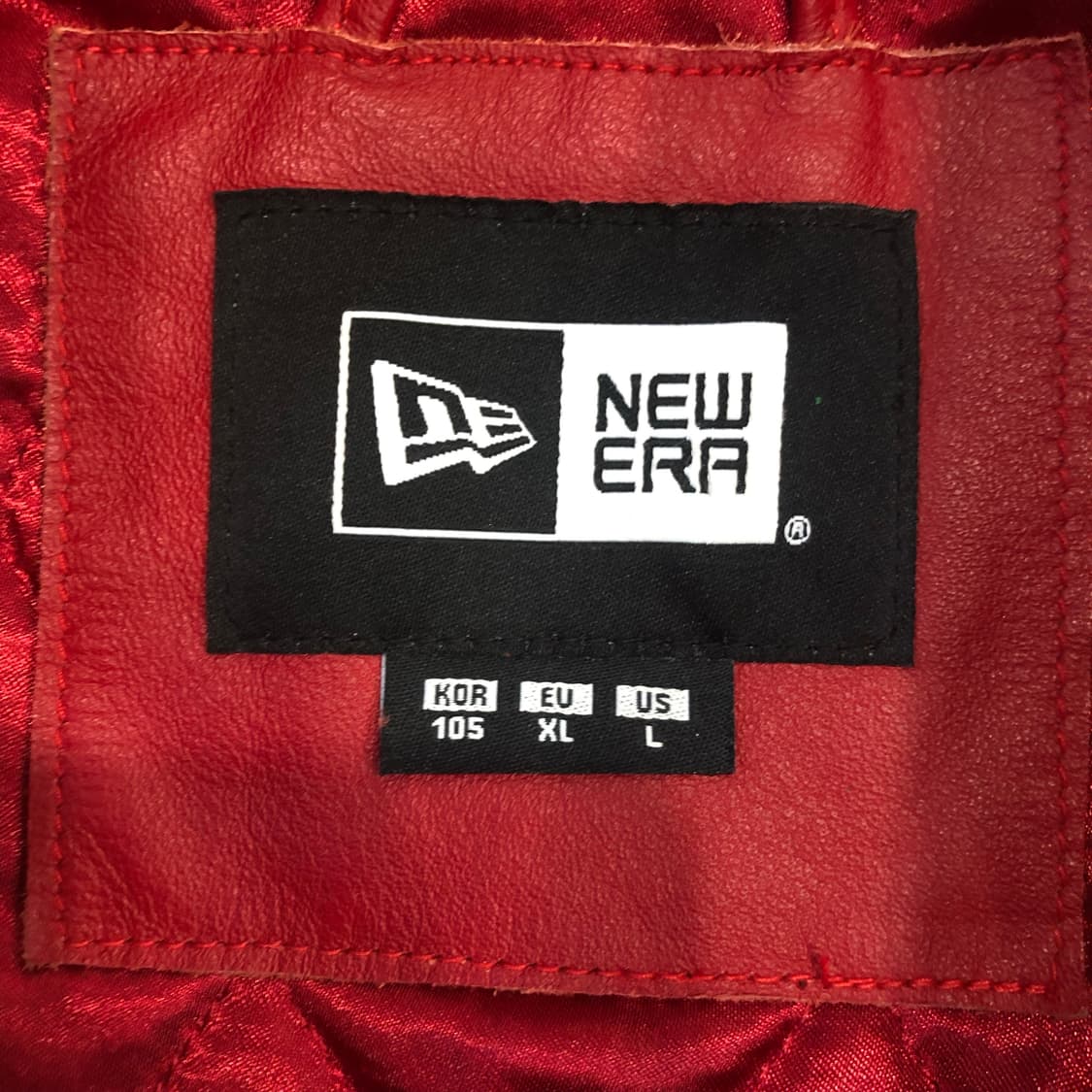 뉴에라 X 스와로브스키 뉴욕 양키스 소가죽 레더 바시티 스타디움 자켓 상품이미지6