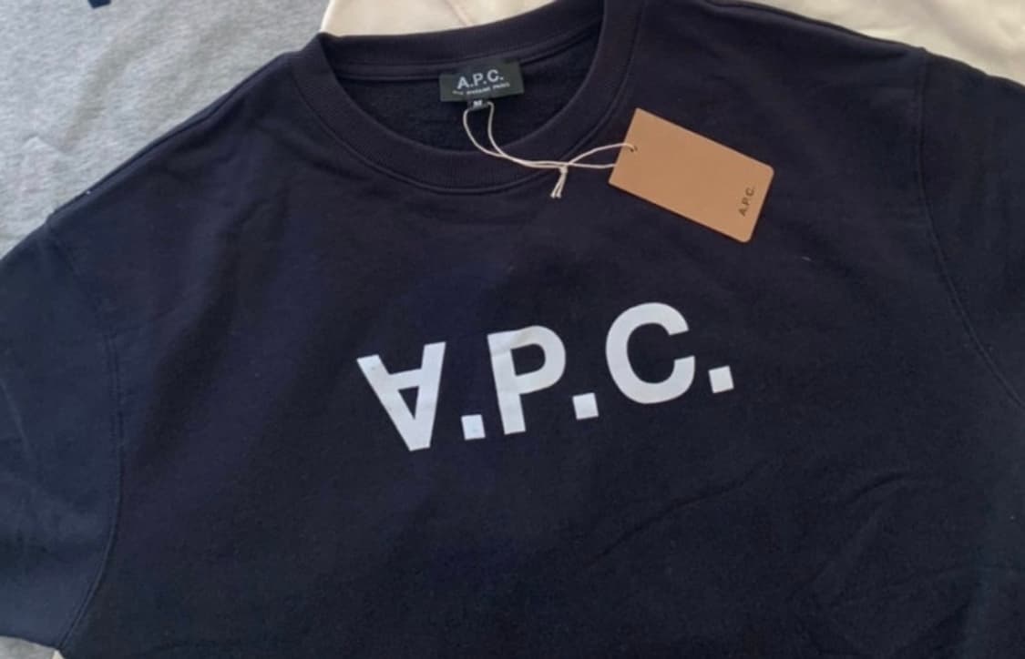 (새상품/M)아페쎄 V.P.C.로고 맨투맨 네이비 상품이미지4