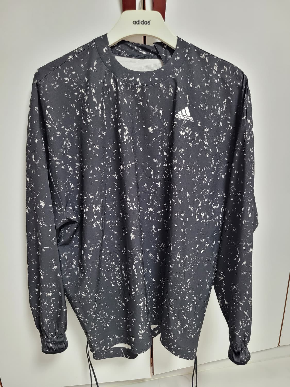 Adidas x Hyke롱슬리브 상품이미지1