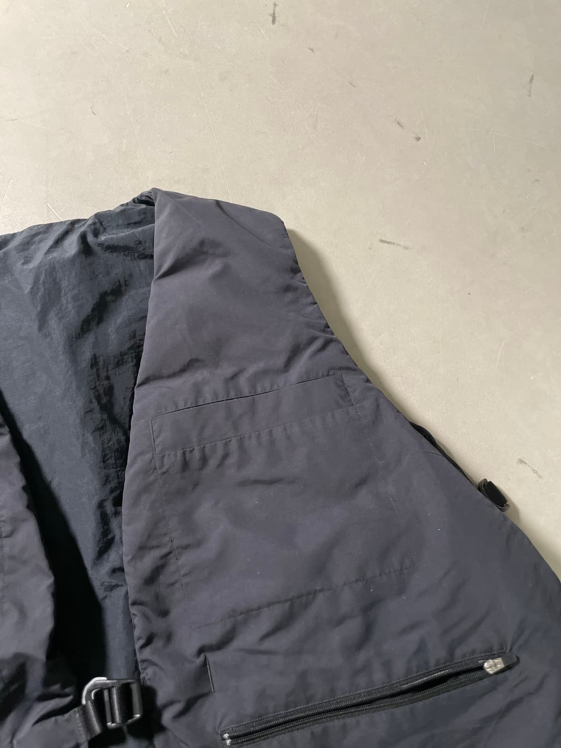 에토스 Reversible Duck Down Utility Vest 상품이미지6