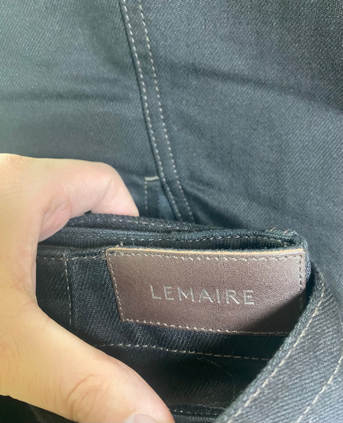 Lemaire 르메르 26SS 트위스티드 벨티드 블랙 L 상품이미지3