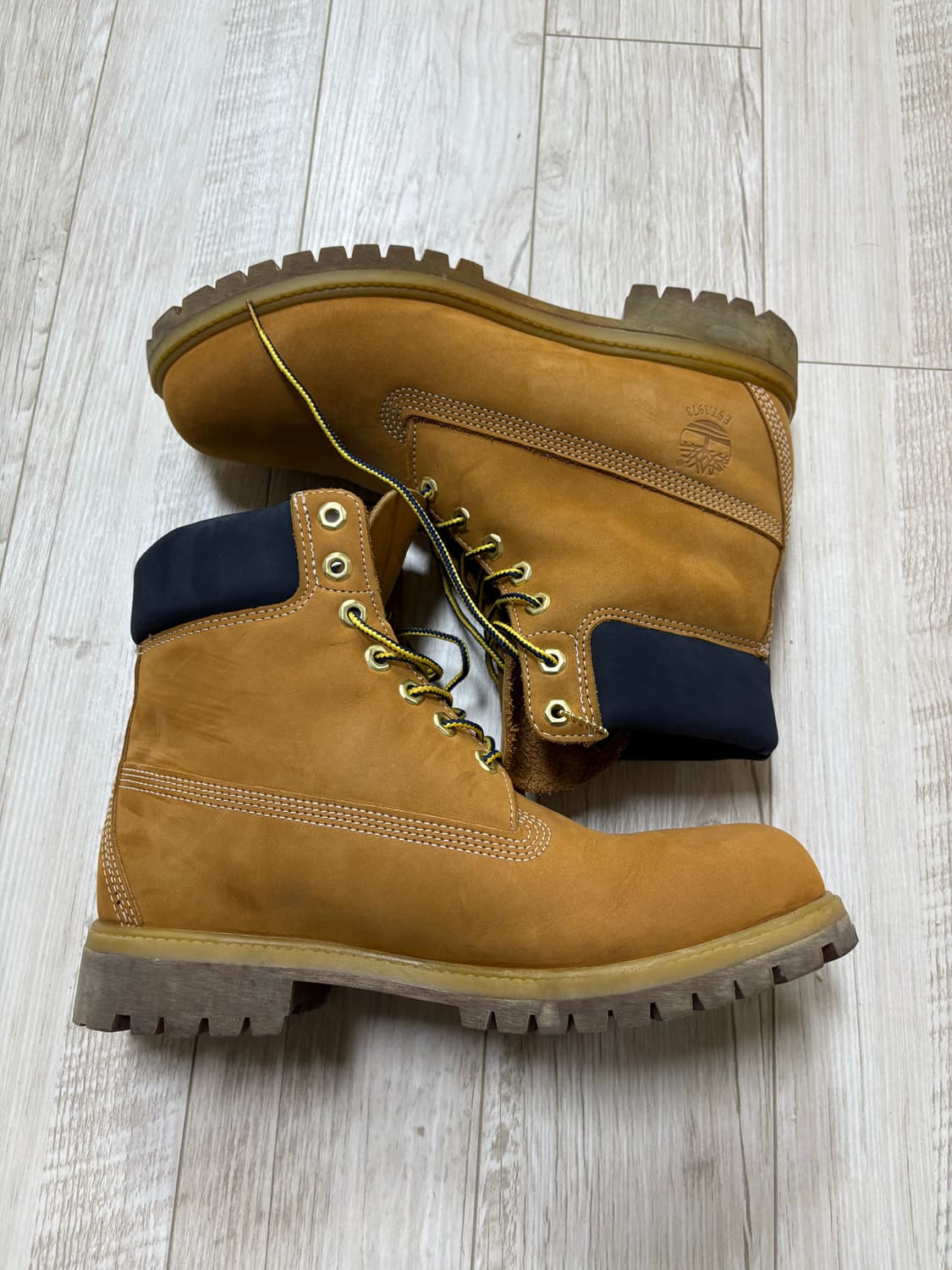 팀버랜드 프리미엄 6인치 워커 부츠 275 상품이미지3