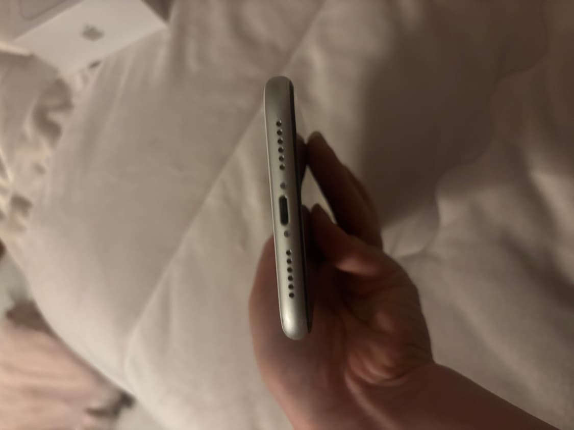 아이폰11 미니 화이트 128GB 성능 77% 상품이미지7