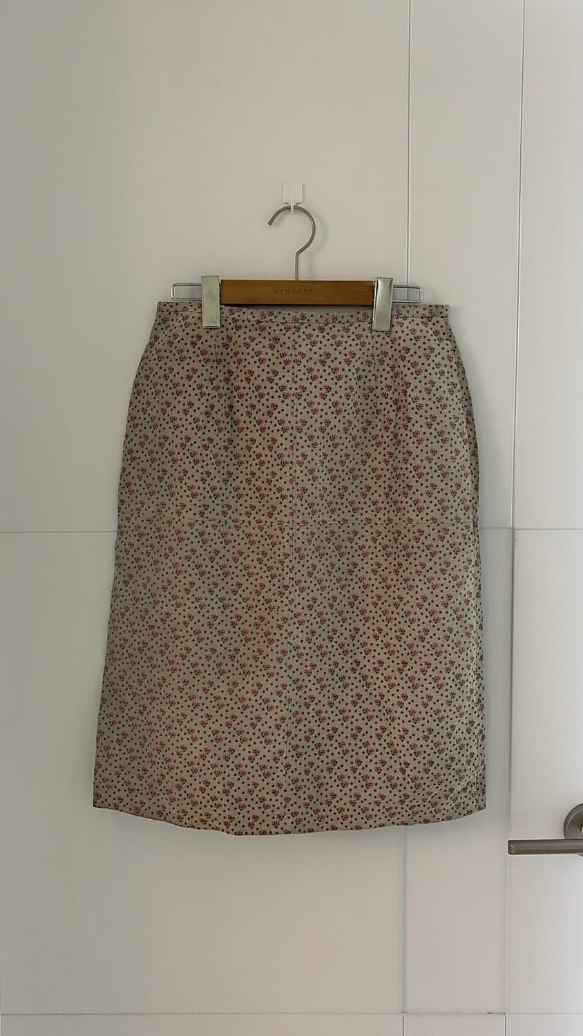 일본브랜드 꽃무늬 연두색 가죽치마  27 상품이미지8