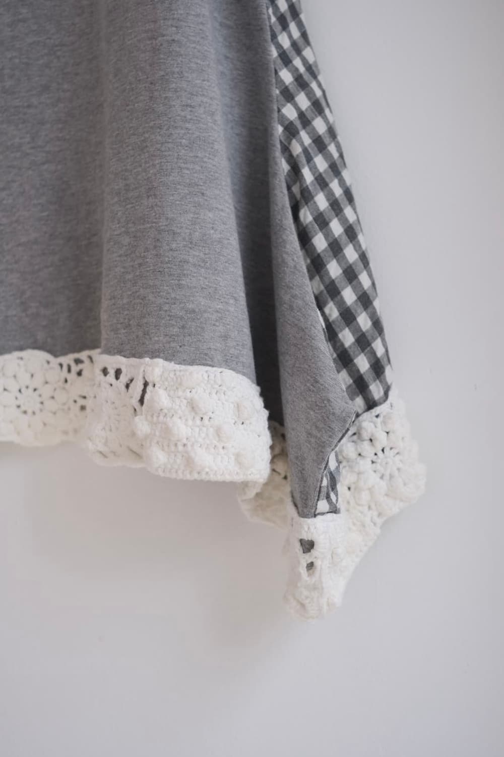 Crocheted hem sleeveless 상품이미지4