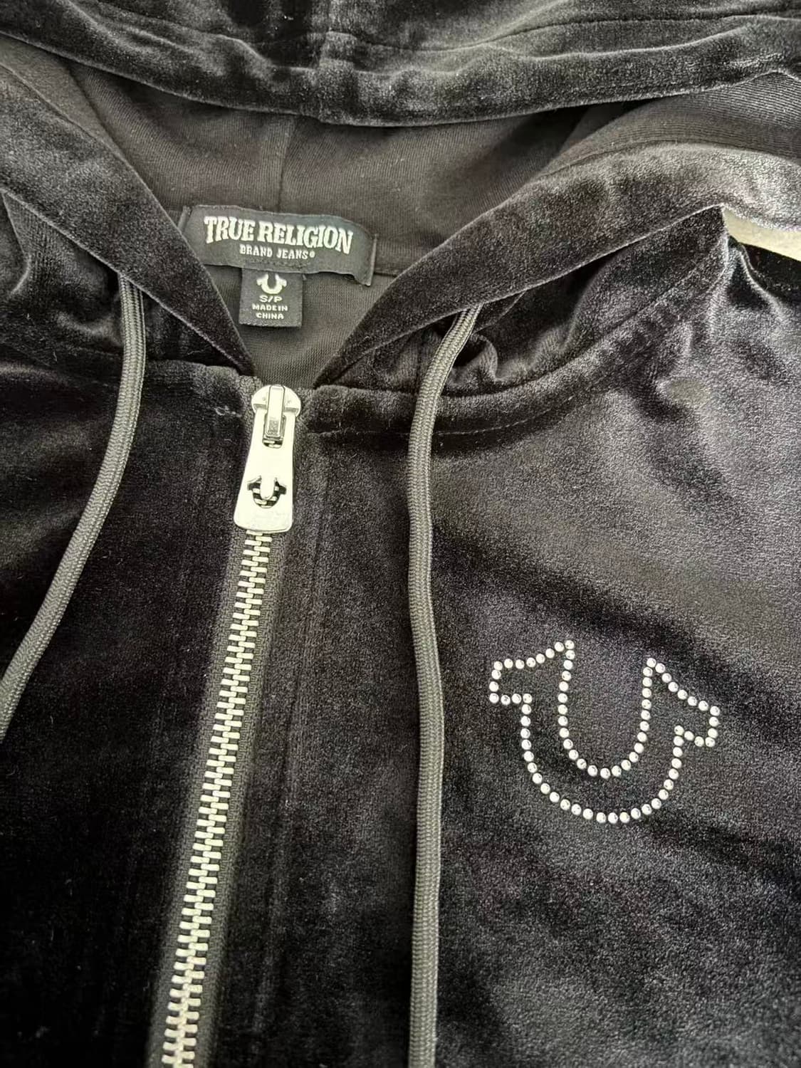 [새제품] 트루 릴리젼 블랙 벨루아 셋업 상품이미지3