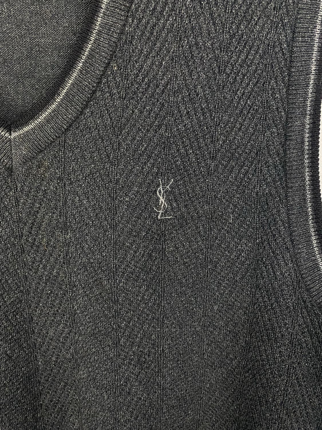 입생로랑 니트 베스트 95 <624> 상품이미지3