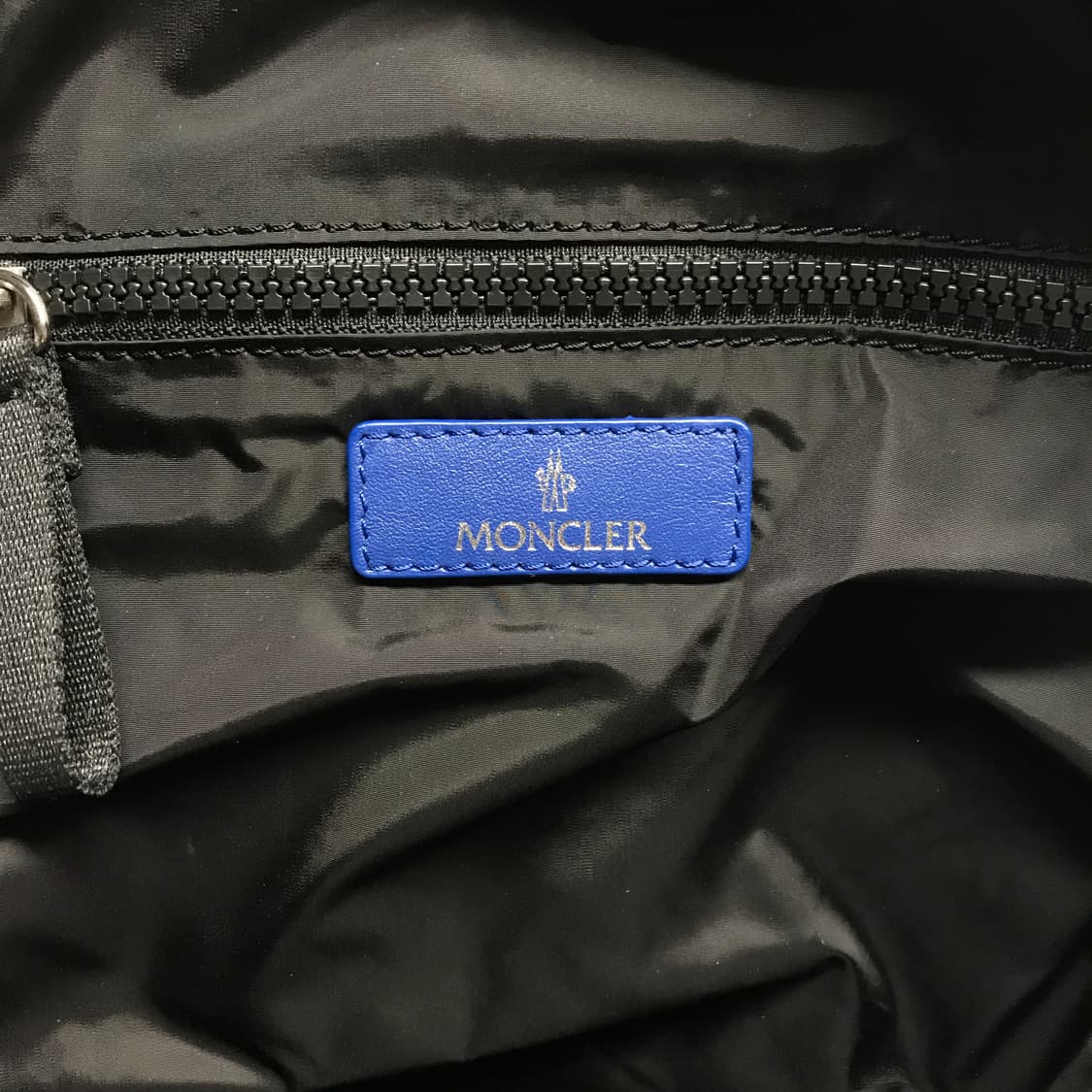 몽클레어 푸퍼 미니 백팩 블루 상품이미지5