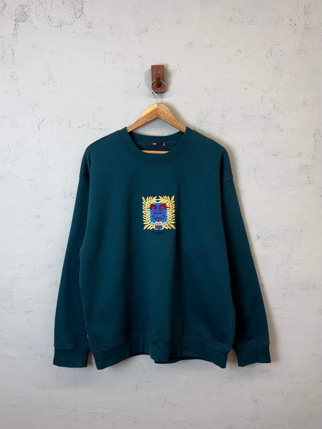 오베이 빈티지 페이스로고 맨투맨 그린 상품이미지1