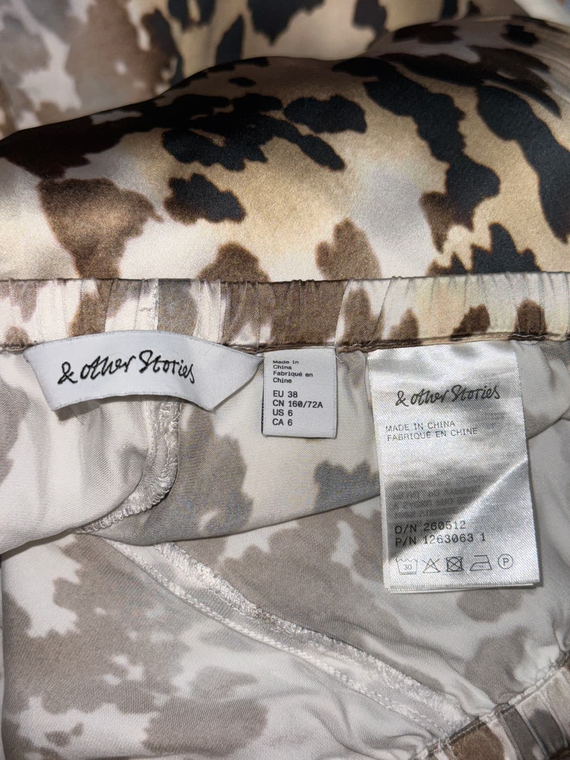 &OtherStories dalmatian satin wide pants 상품이미지5