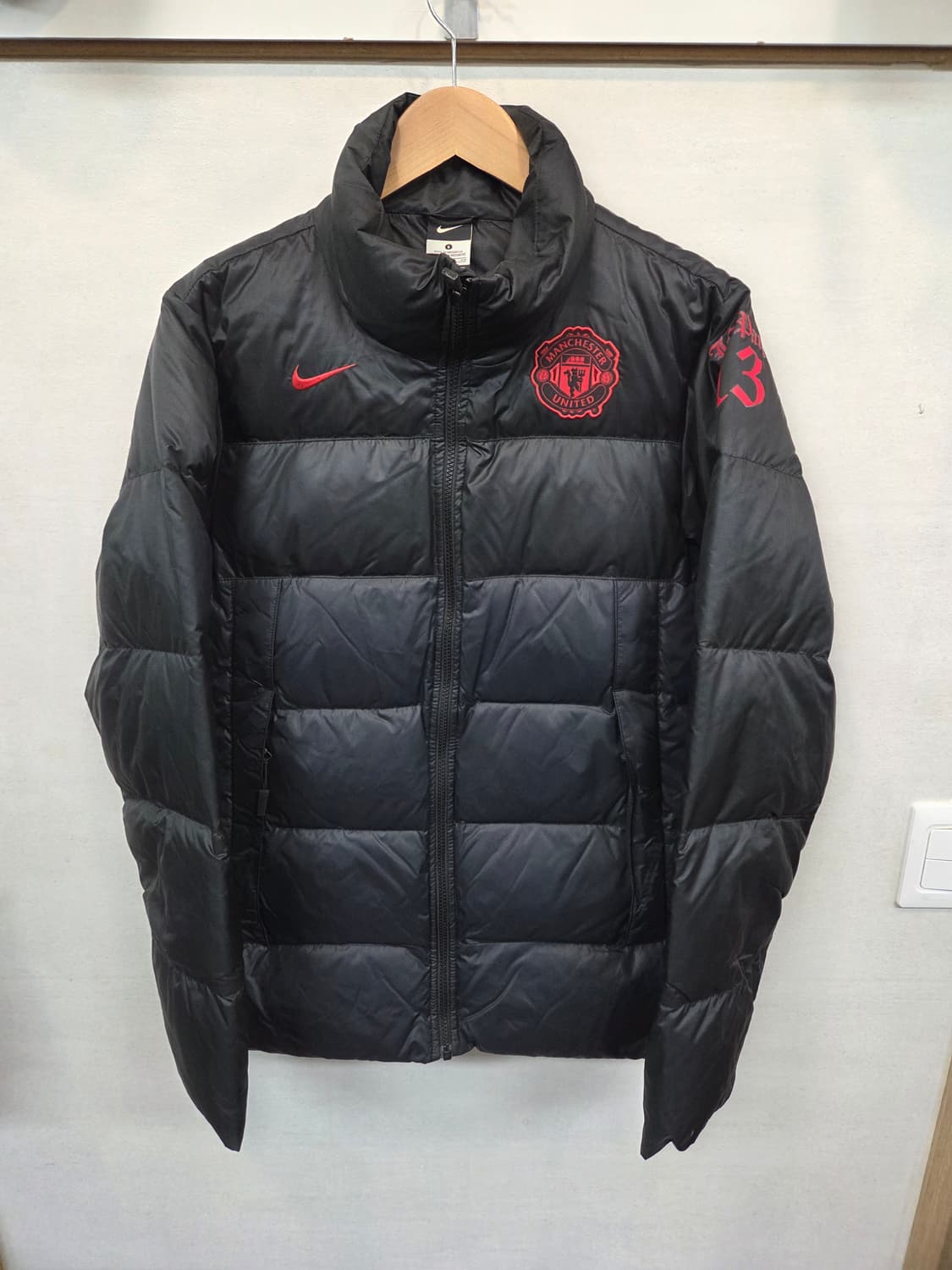 나이키 올드스쿨 맨체스터 유나이티드 패딩 s m 상품이미지1