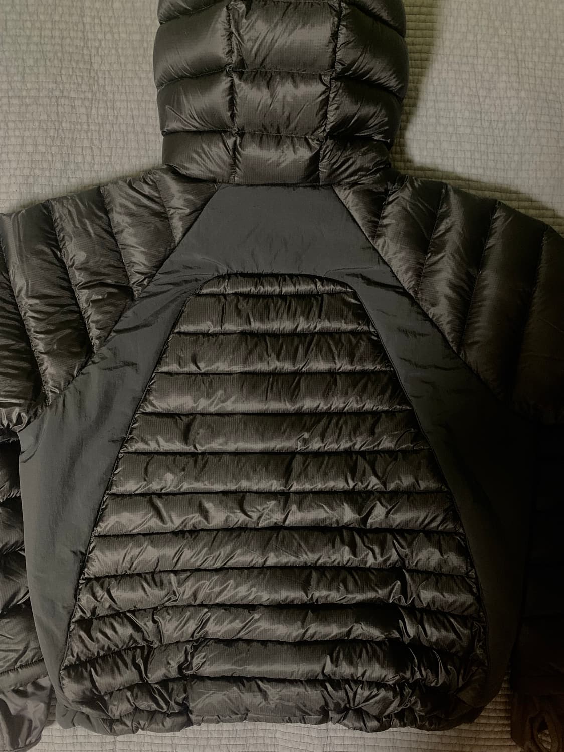 산산기어 패널드 푸퍼 자켓 24FW 상품이미지2