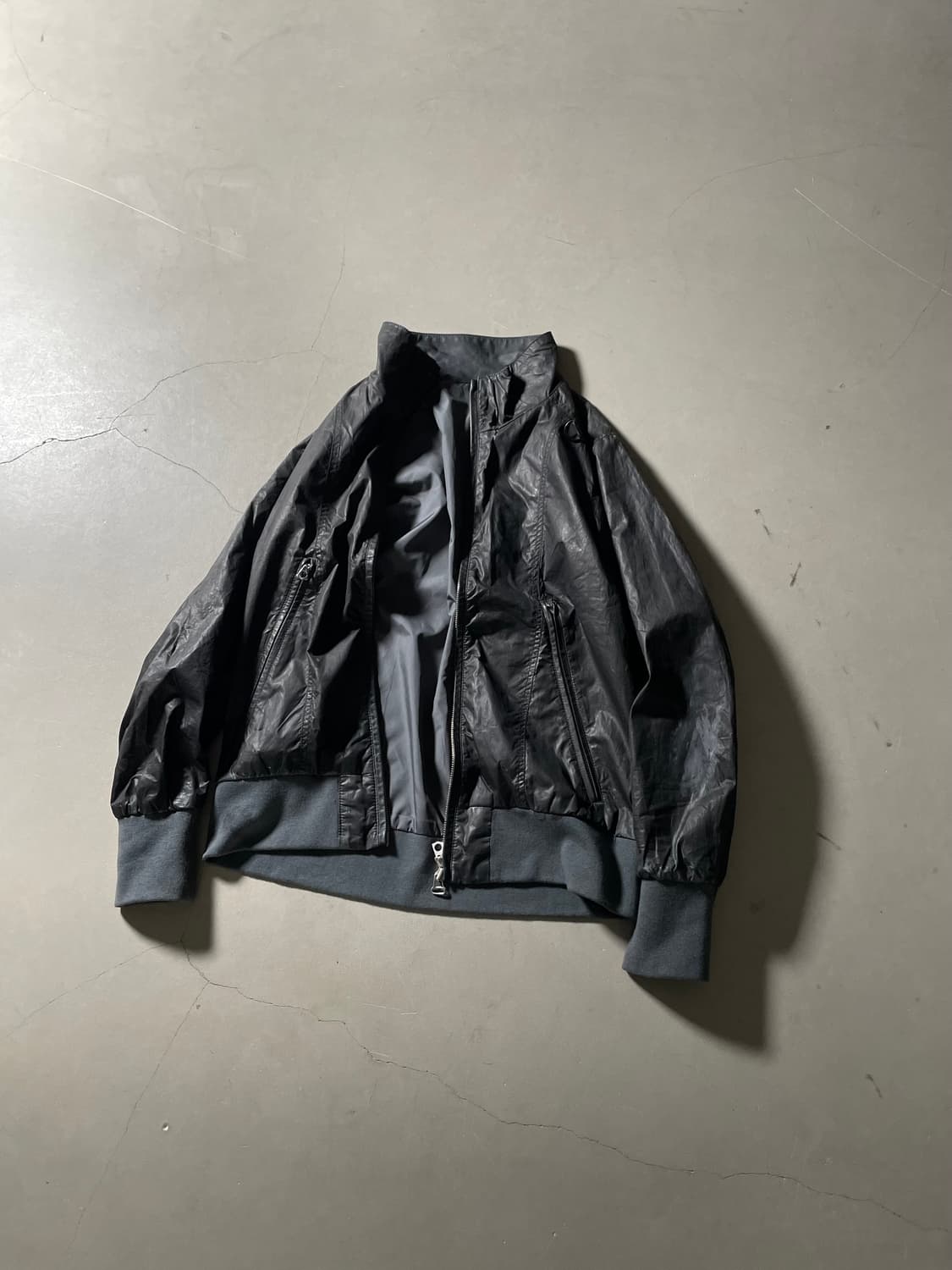 그라임 이펙트 Crinkle Nylon Bomber Jacket 상품이미지2