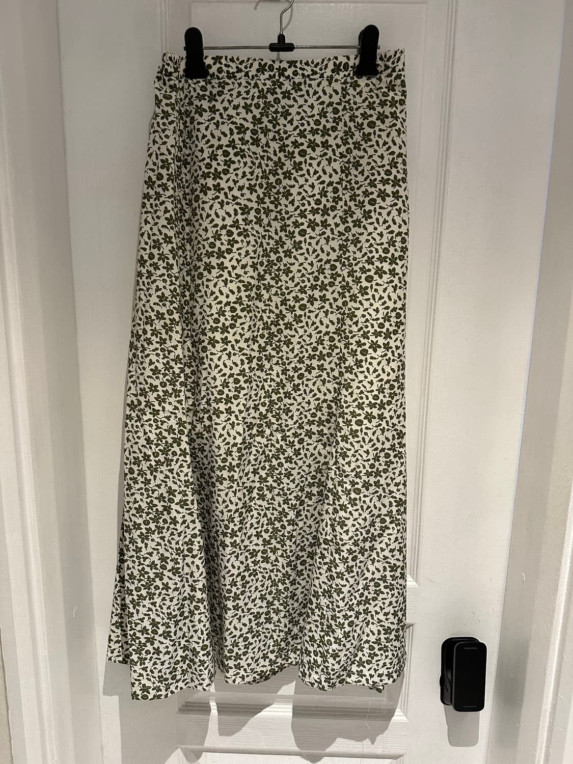 모데스트무드 플라워스커트 상품이미지1