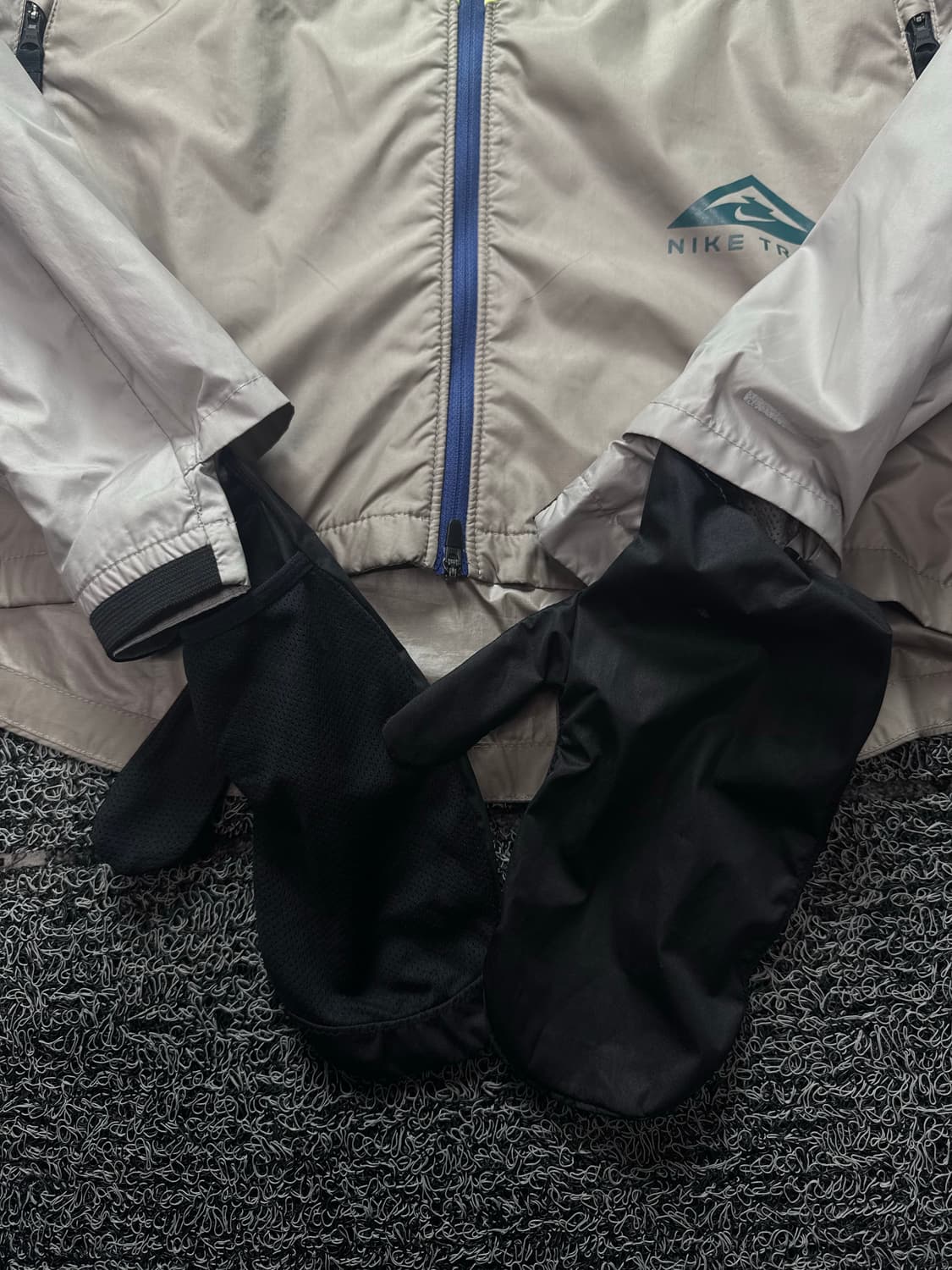 나이키 신형 트레일 핑거홀 러닝 경량 바람막이 1391 상품이미지4