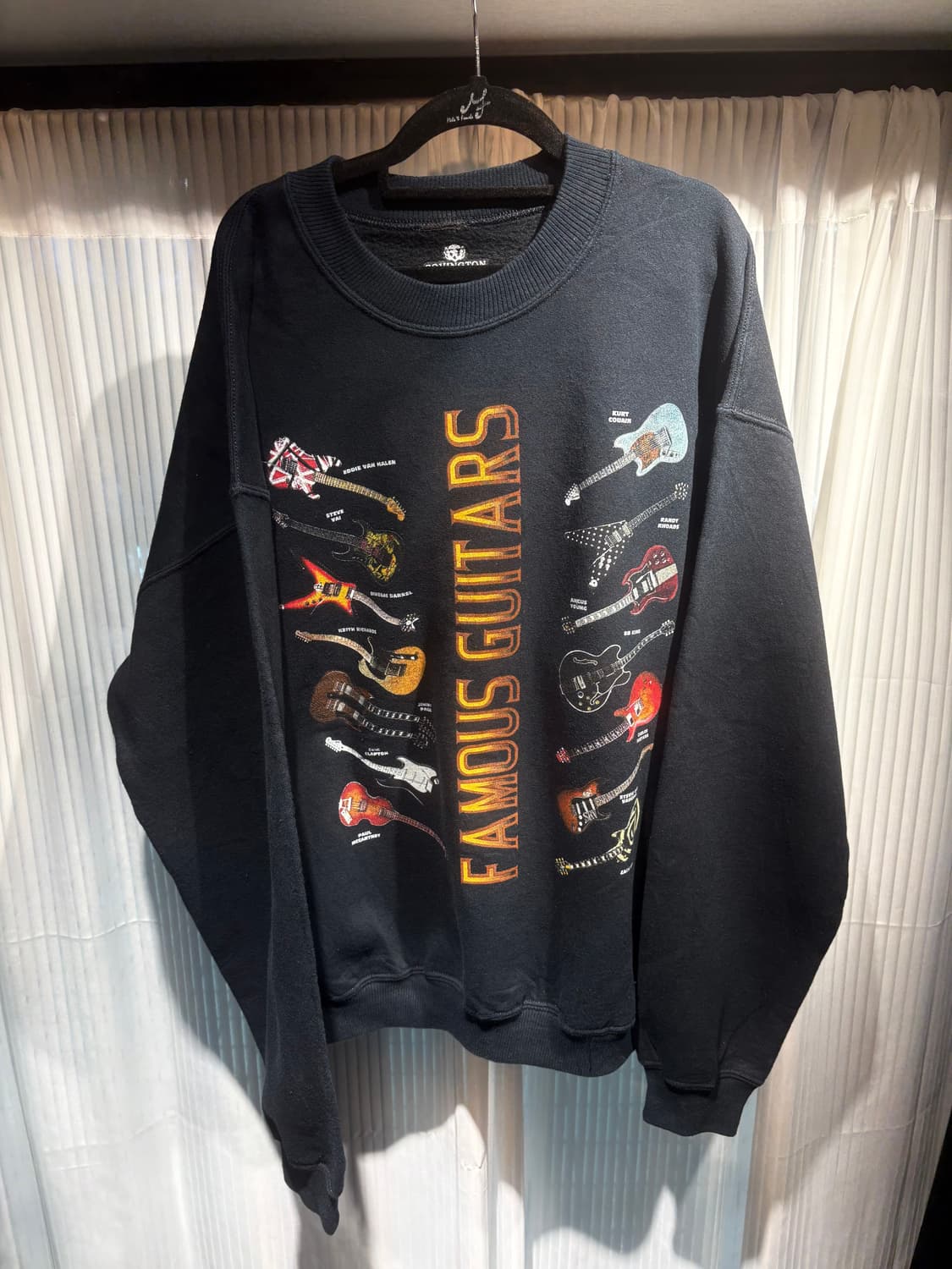 FAMOUS GUITARS 스웻셔츠 상품이미지1