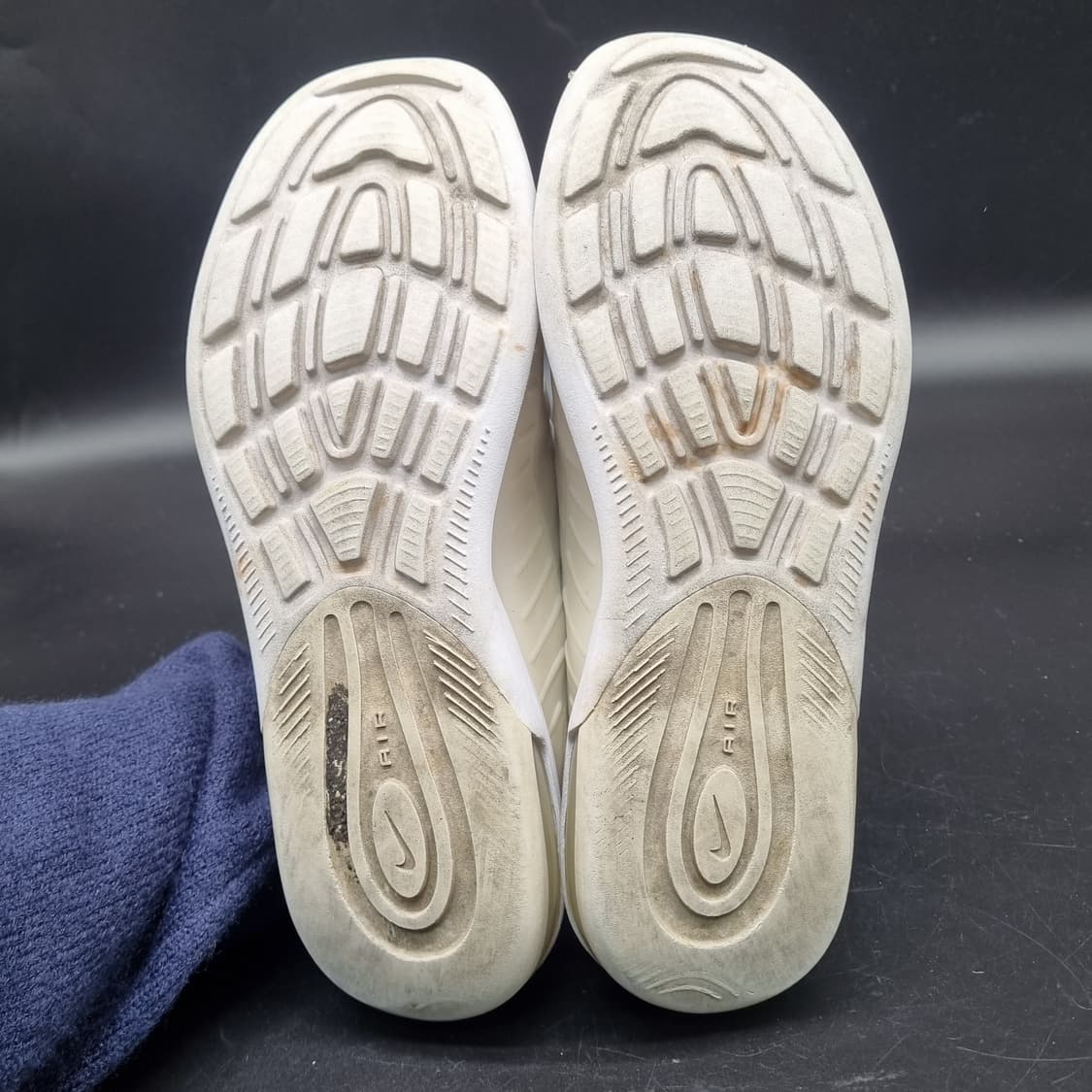 나이키 에어맥스 엑시스 운동화250  상품이미지3