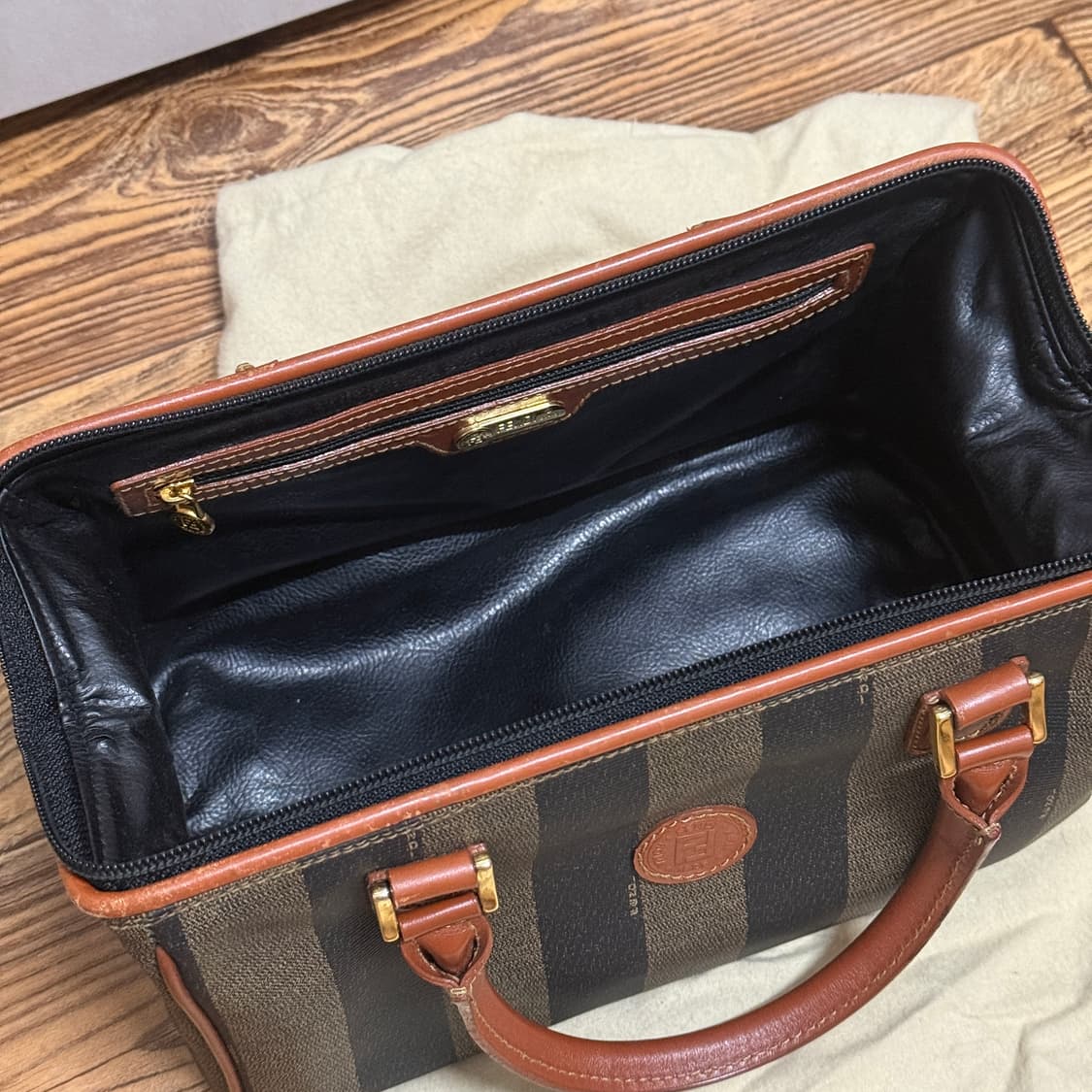 펜디 보스턴백 상품이미지4