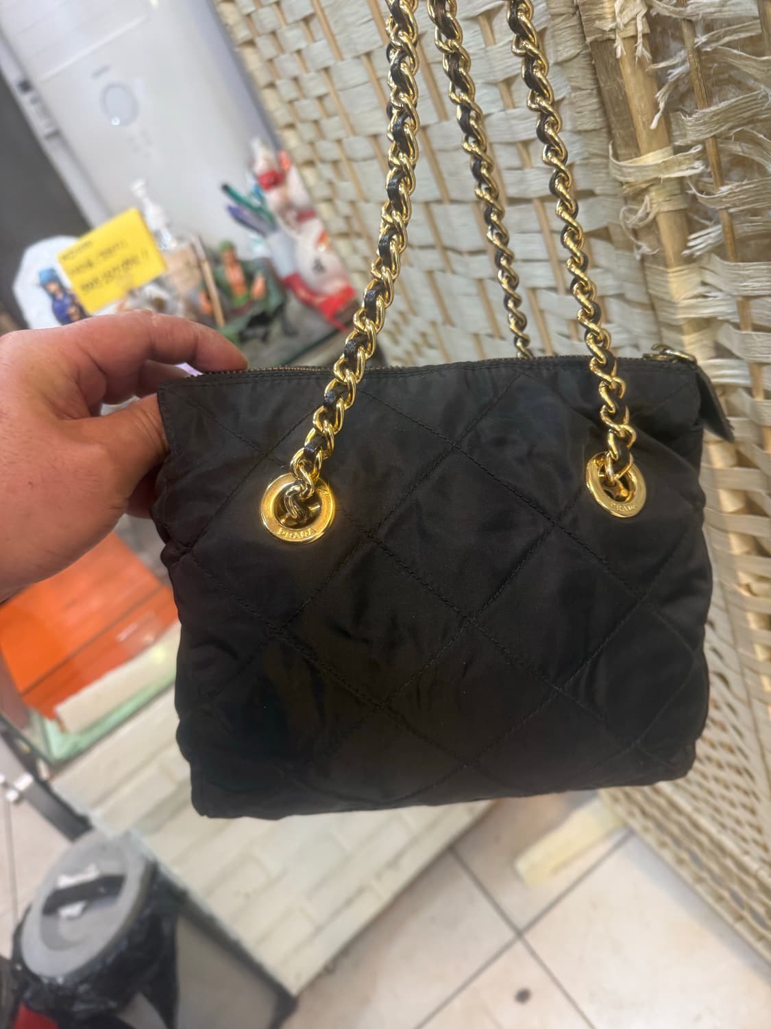 정품 프라다 퀄팅 체인 숄더백 팝니다 상품이미지4