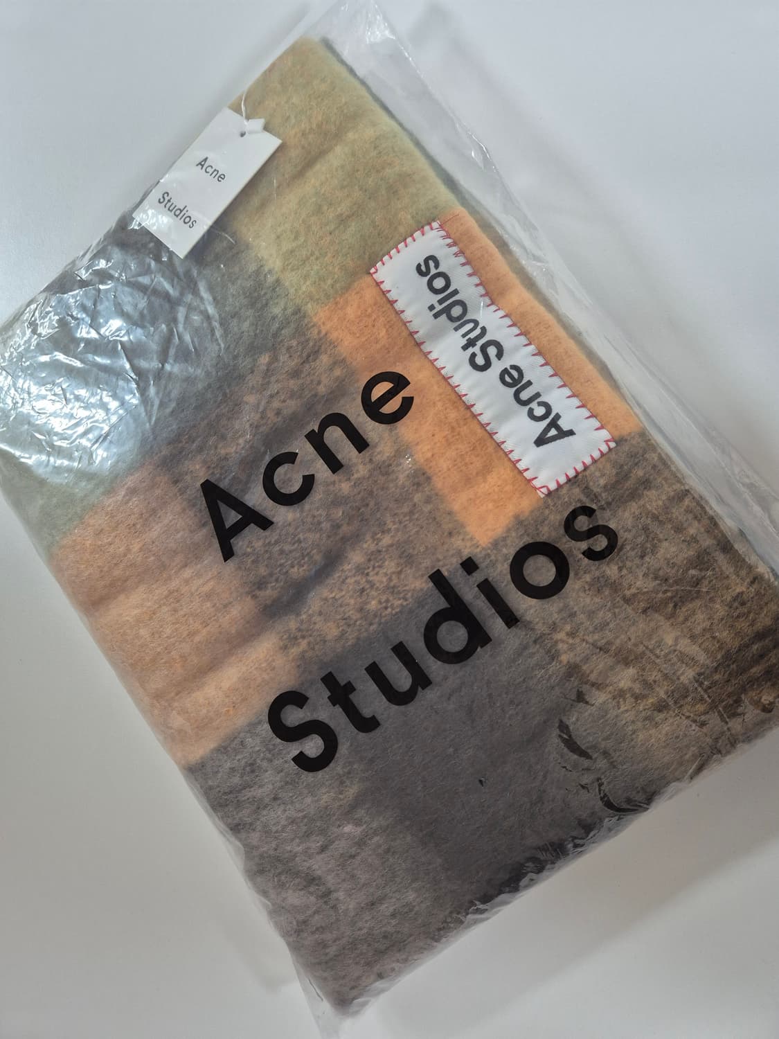 아크네 스튜디오 머플러 (새상품) 상품이미지2