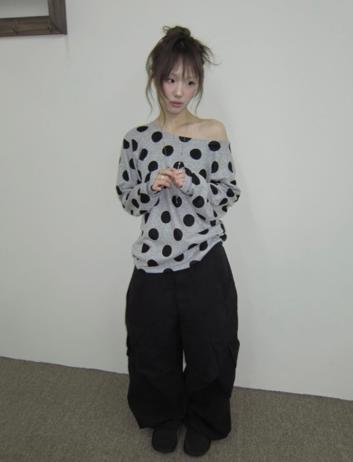 도트 원숄더 롱슬리브 상품이미지1