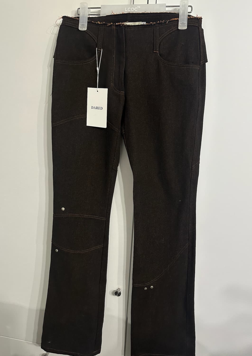 데어드 로우웨이스트 어시메트리 라인 플레어 팬츠 오렌지브라운 상품이미지2