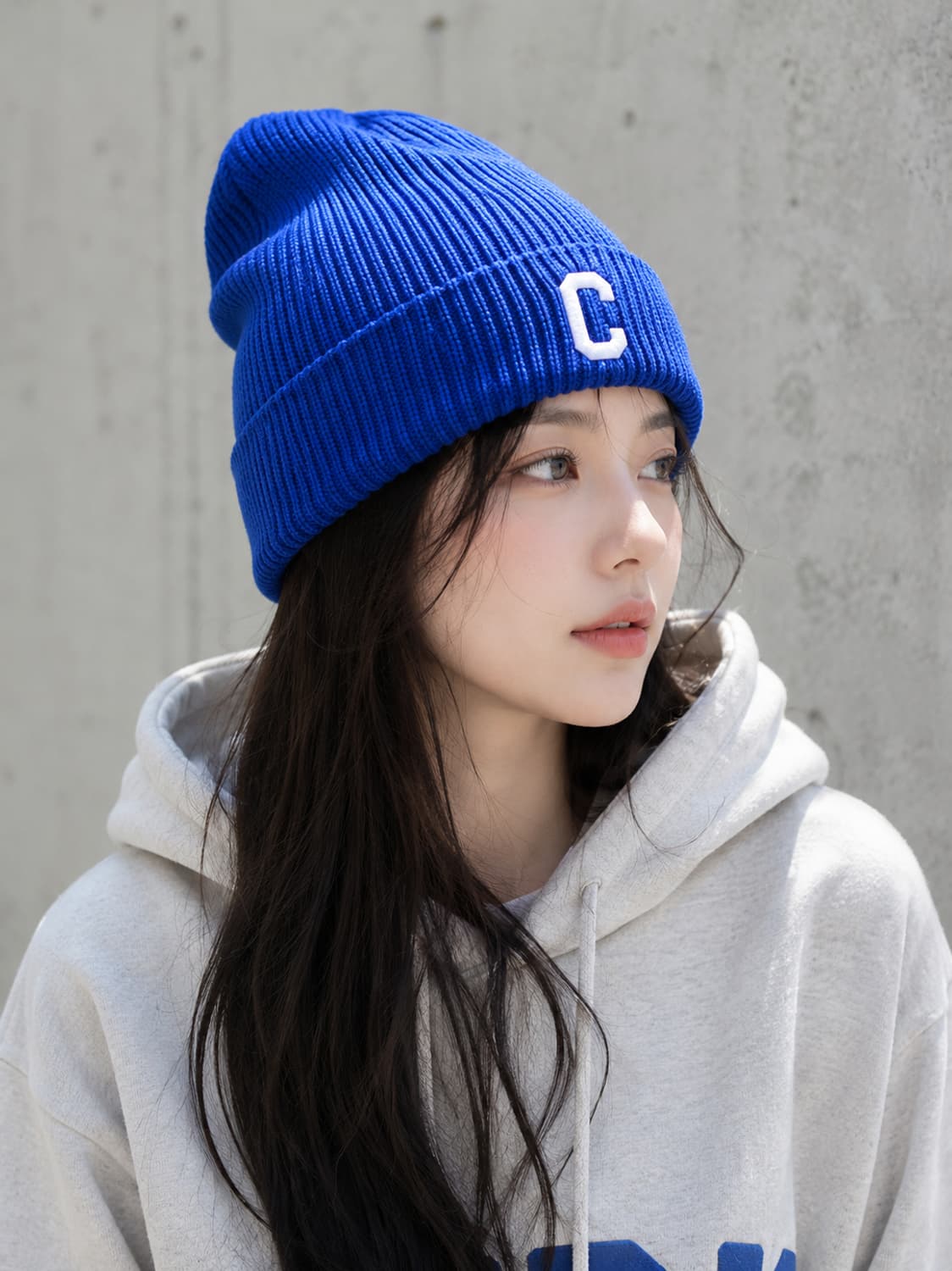커버낫 컬리지 C로고 미들 비니 블루 코발트블루 로고 니트 비니 상품이미지1