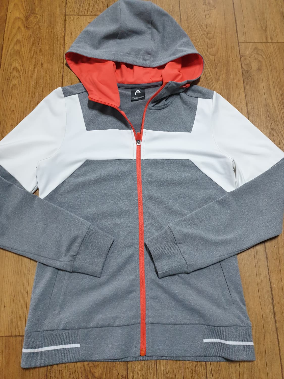 1071 헤드 운동복 후드집업 90 사이즈입니다 상품이미지2