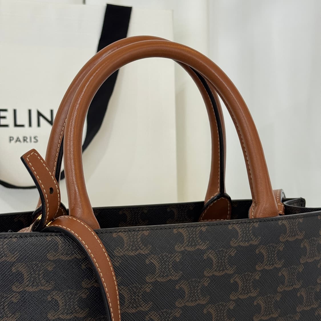 [정품] 셀린느 카바스백 스몰  상품이미지4