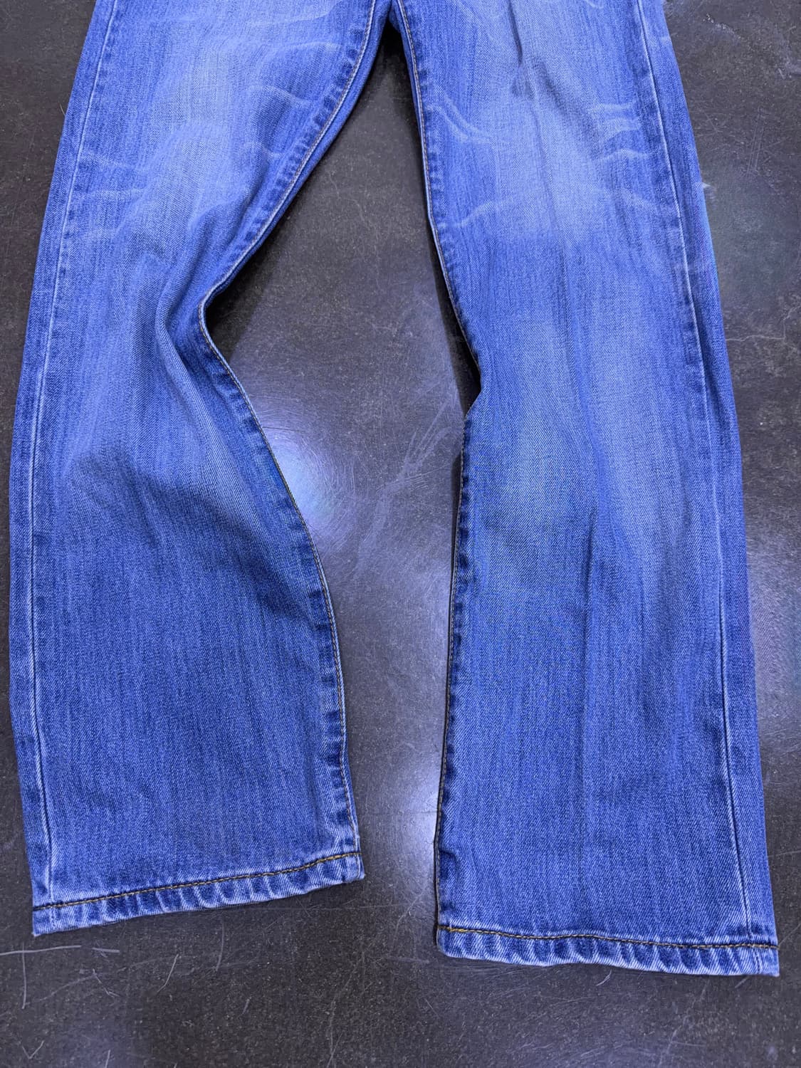 리바이스 501 레귤러핏 빈티지 라인 워싱 데님팬츠 31 상품이미지7