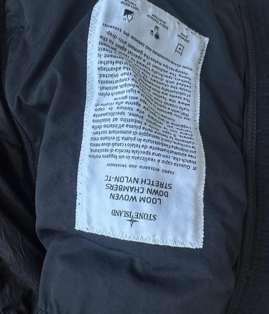 스톤아일랜드 룸우븐 경량패딩 블랙L 상품이미지4