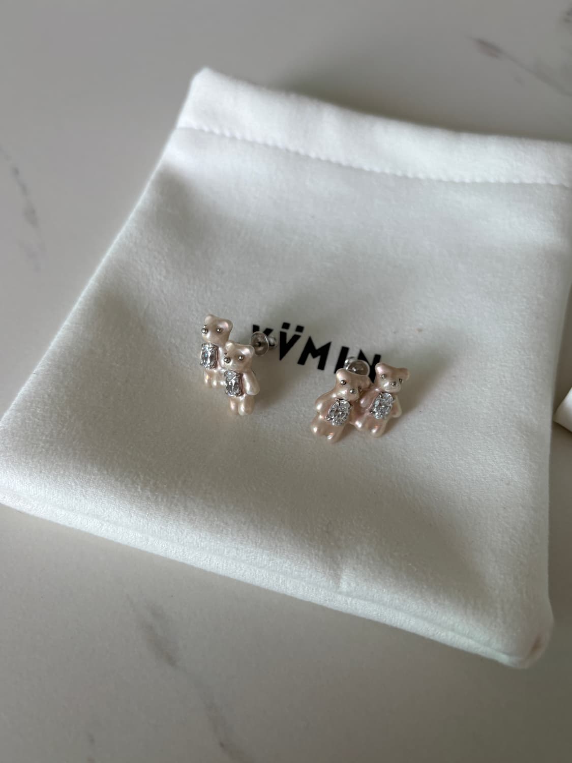 위민 트윈베어 이어링 YVNIN TWINBEAR EARRINGS 상품이미지2