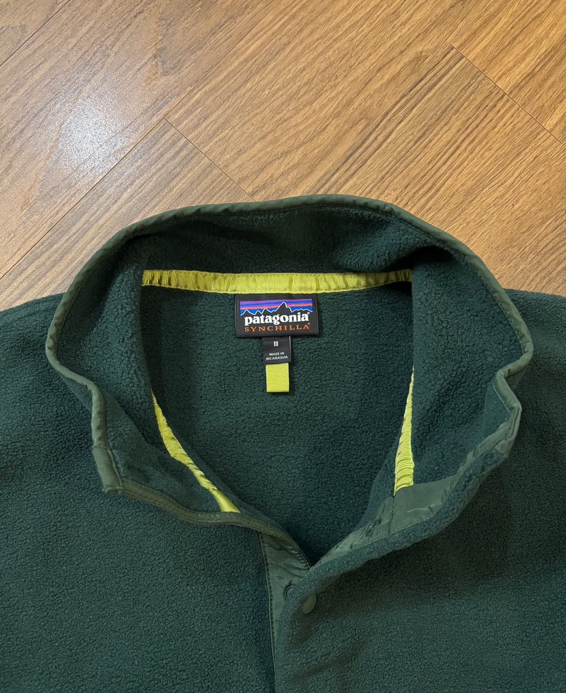 파타고니아 헤비웨이트 신칠라 노던그린 m사이즈 판매합니다. 상품이미지4
