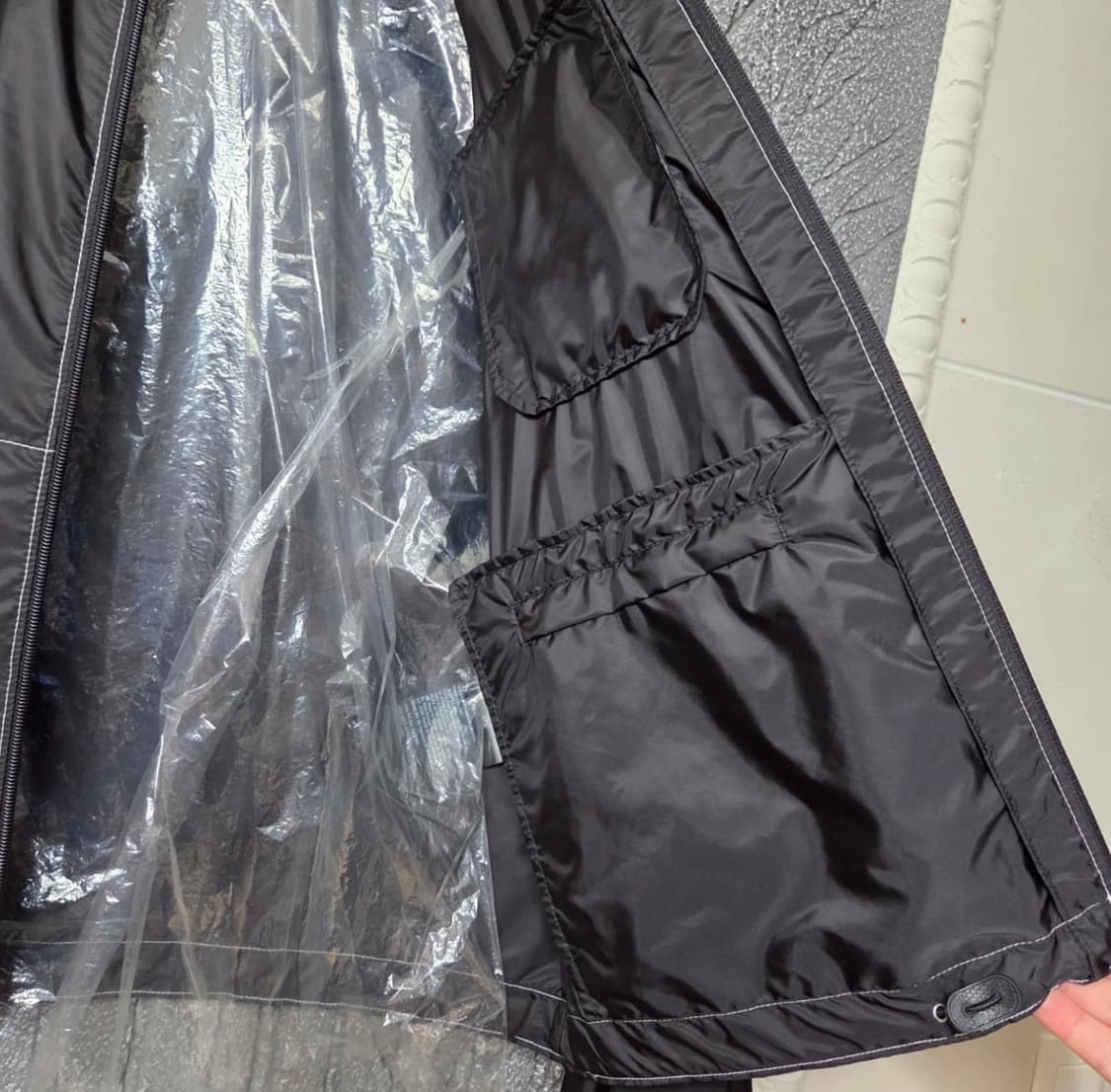 프라다 리나일론 블루종 자켓 집업 봄버 상품이미지3