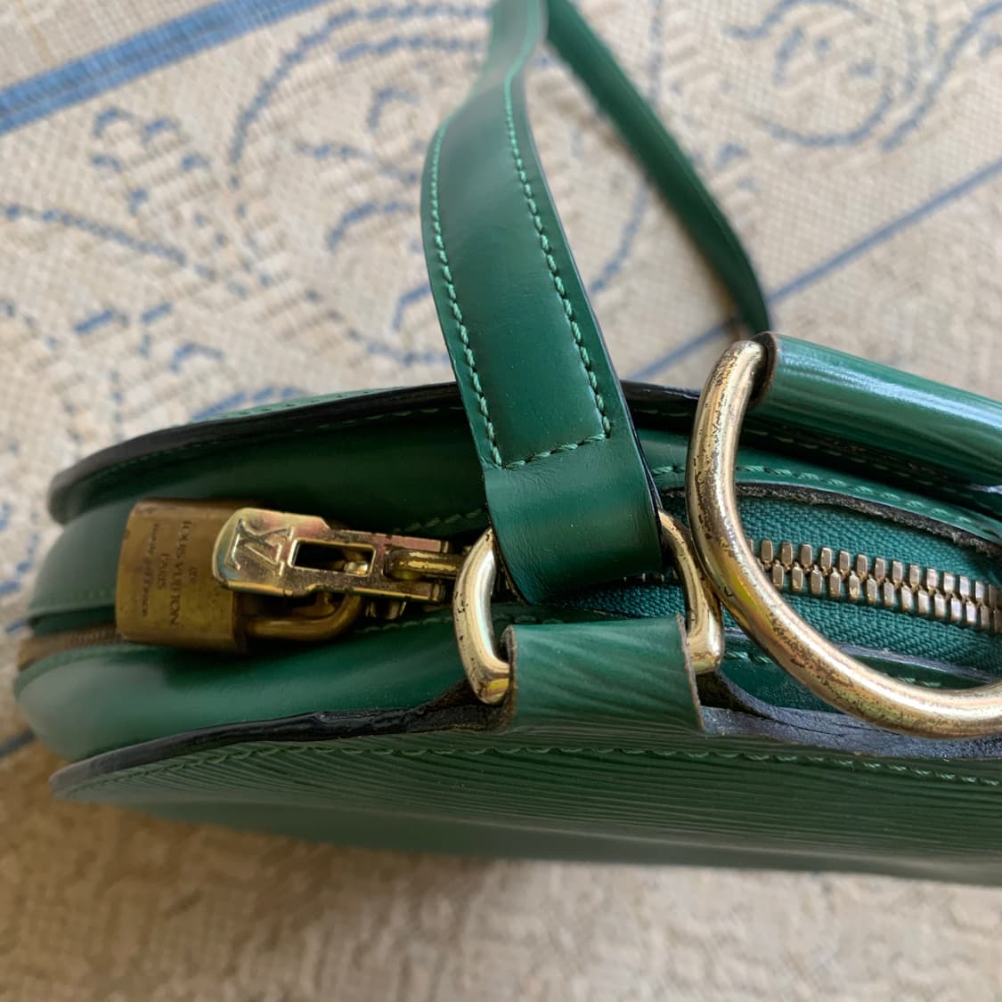 루이비통 에삐백 상품이미지3