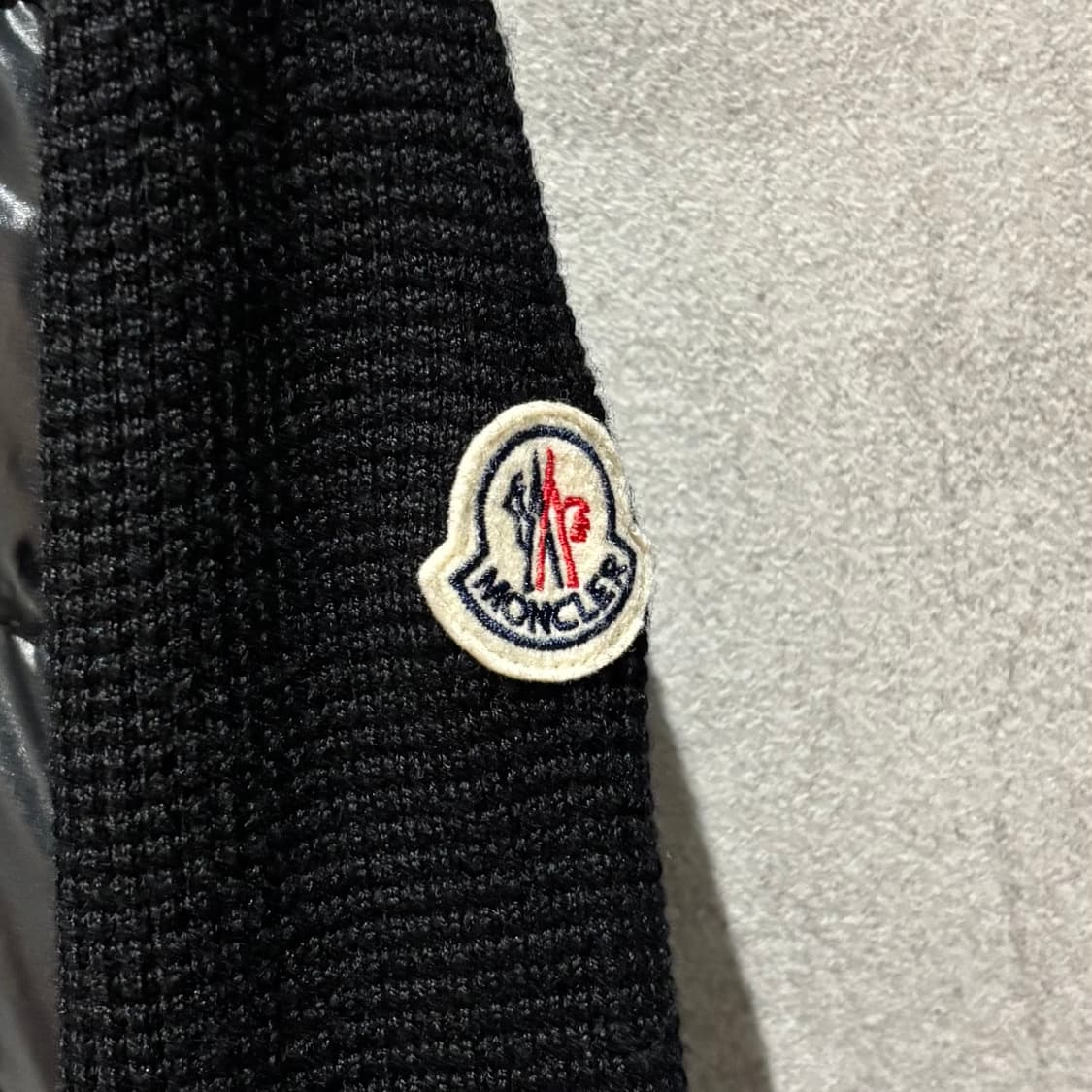 L/몽클레어 유광 니트패딩 상품이미지2