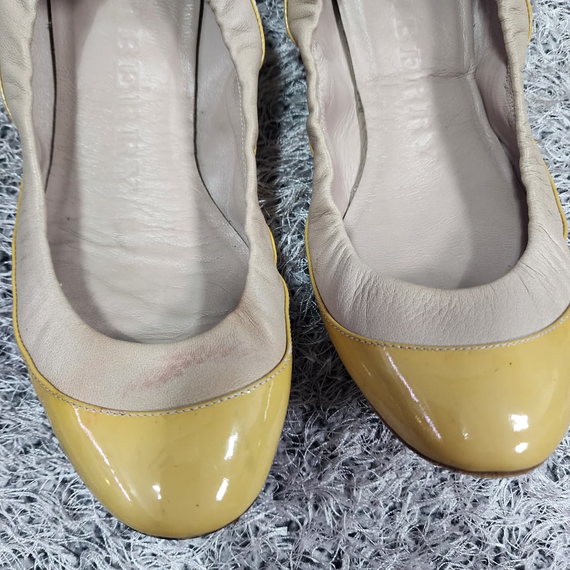 버버리 발레리나 플랫슈즈 36 상품이미지3