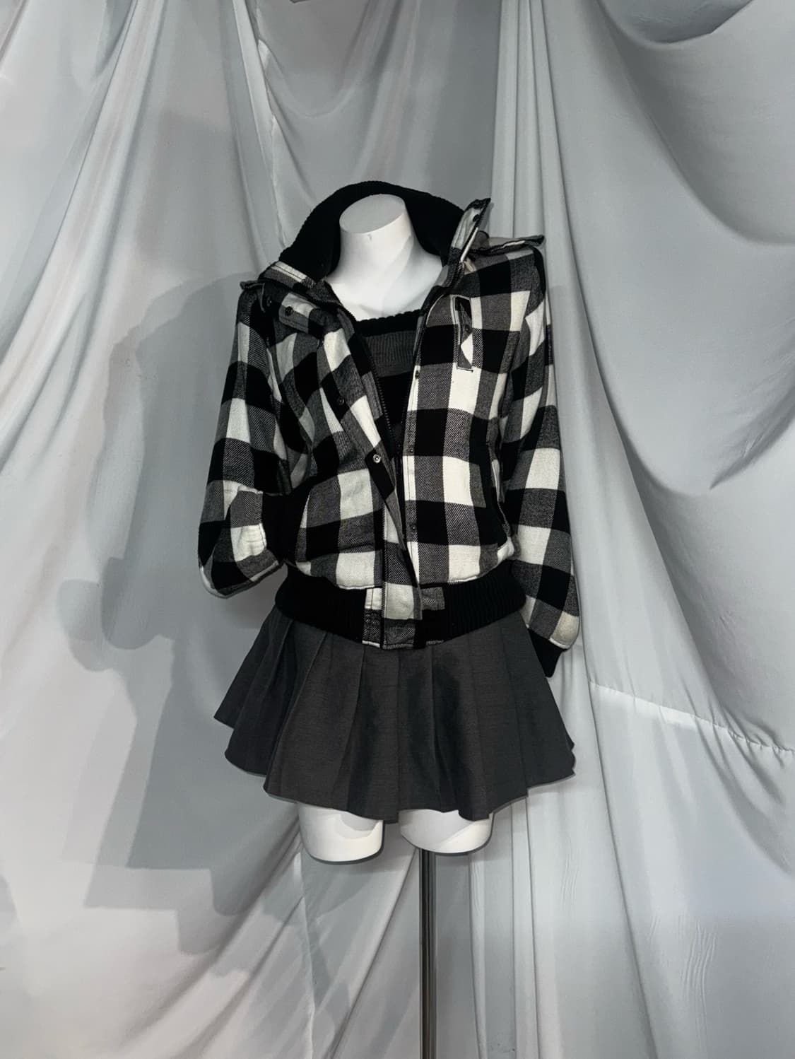 무채색 데일리 니혼진 체크 패딩 스트라이프 오픈숄더니트 코디세트 상품이미지5