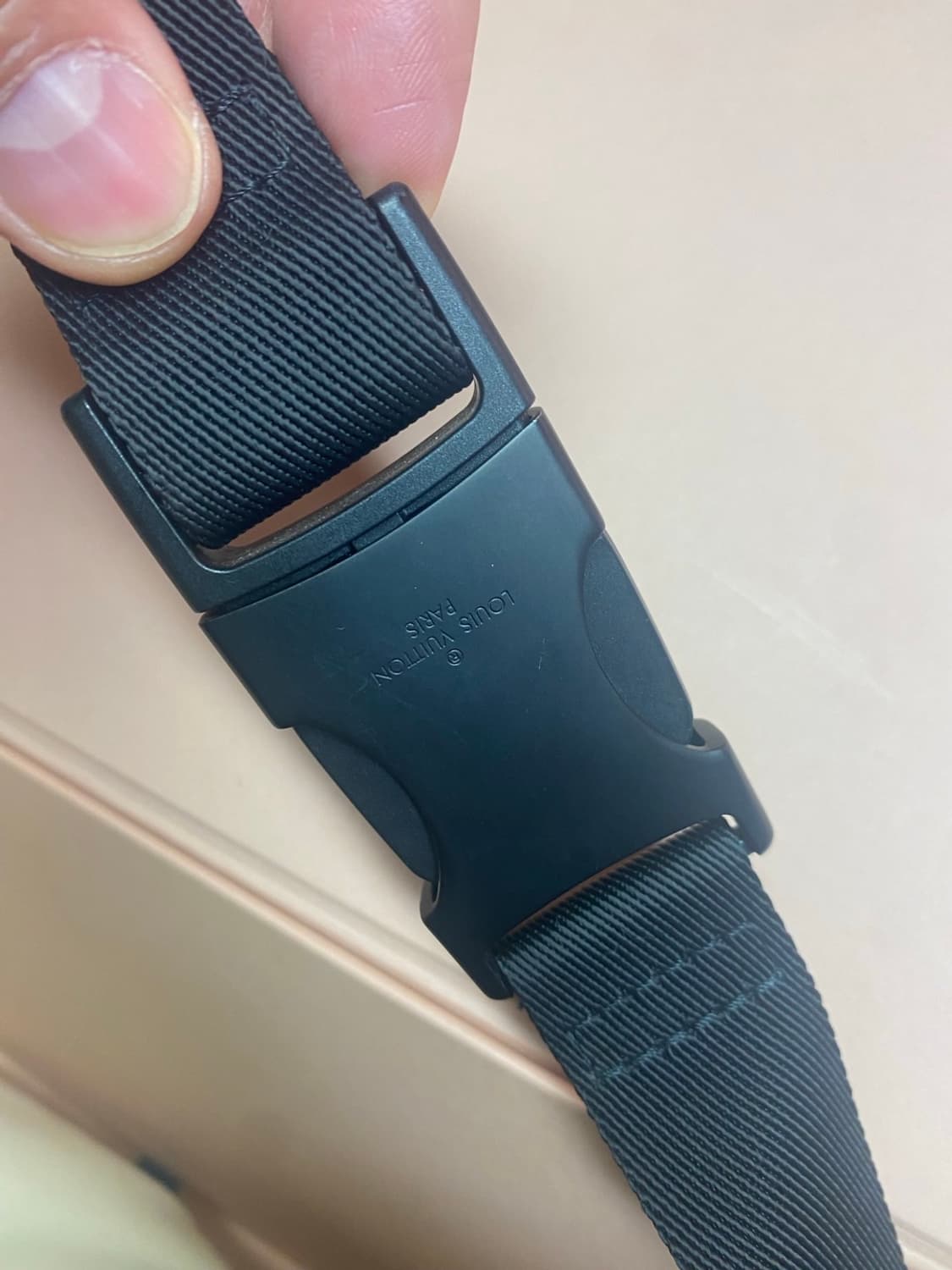 루이비통 크리스토퍼 범백 모노그램 마카사르 m45337 벨트백 힙색 상품이미지8