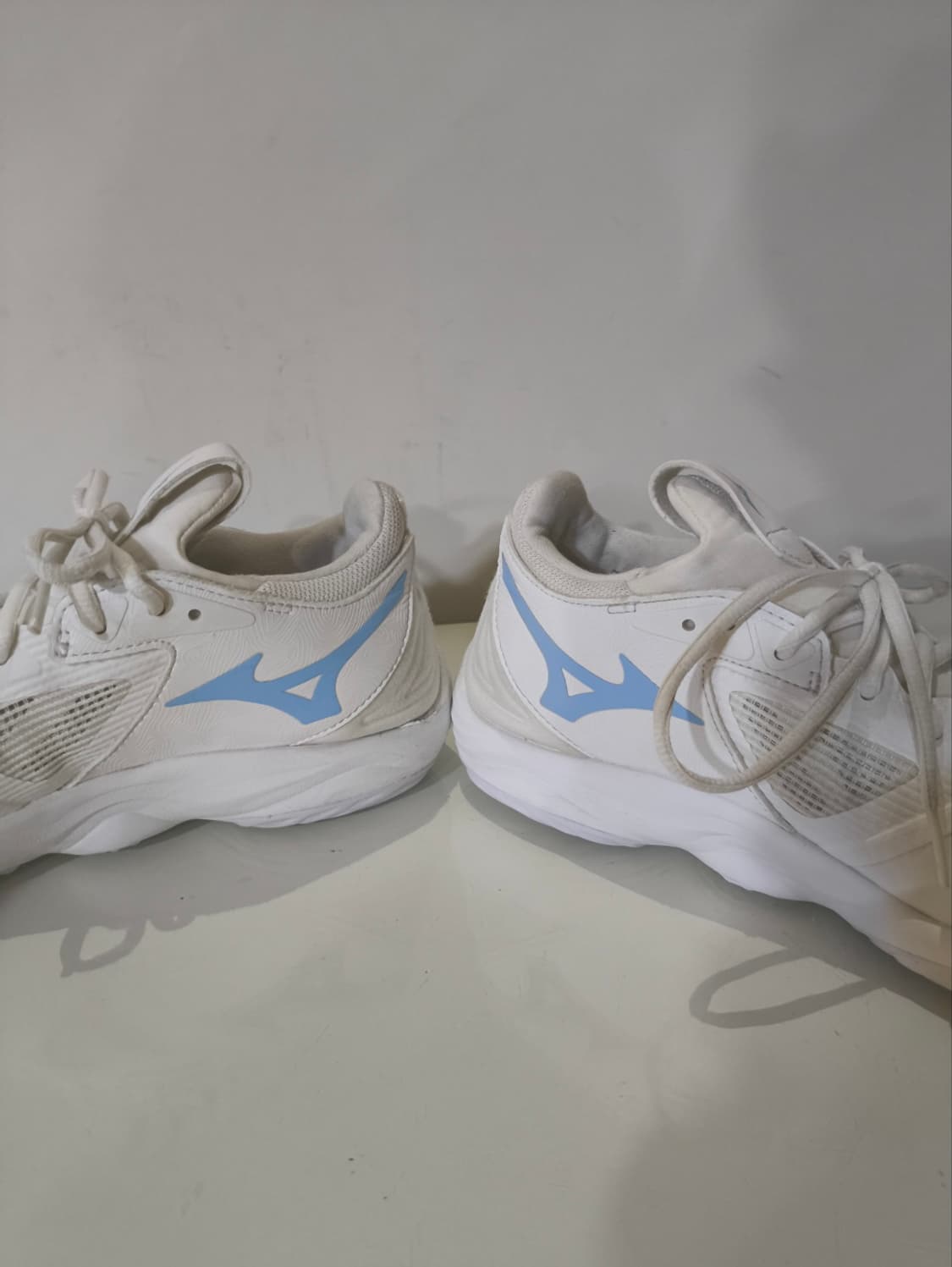 245mm 미즈노 웨이브 모멘텀3 인도어화 배구화  상품이미지7