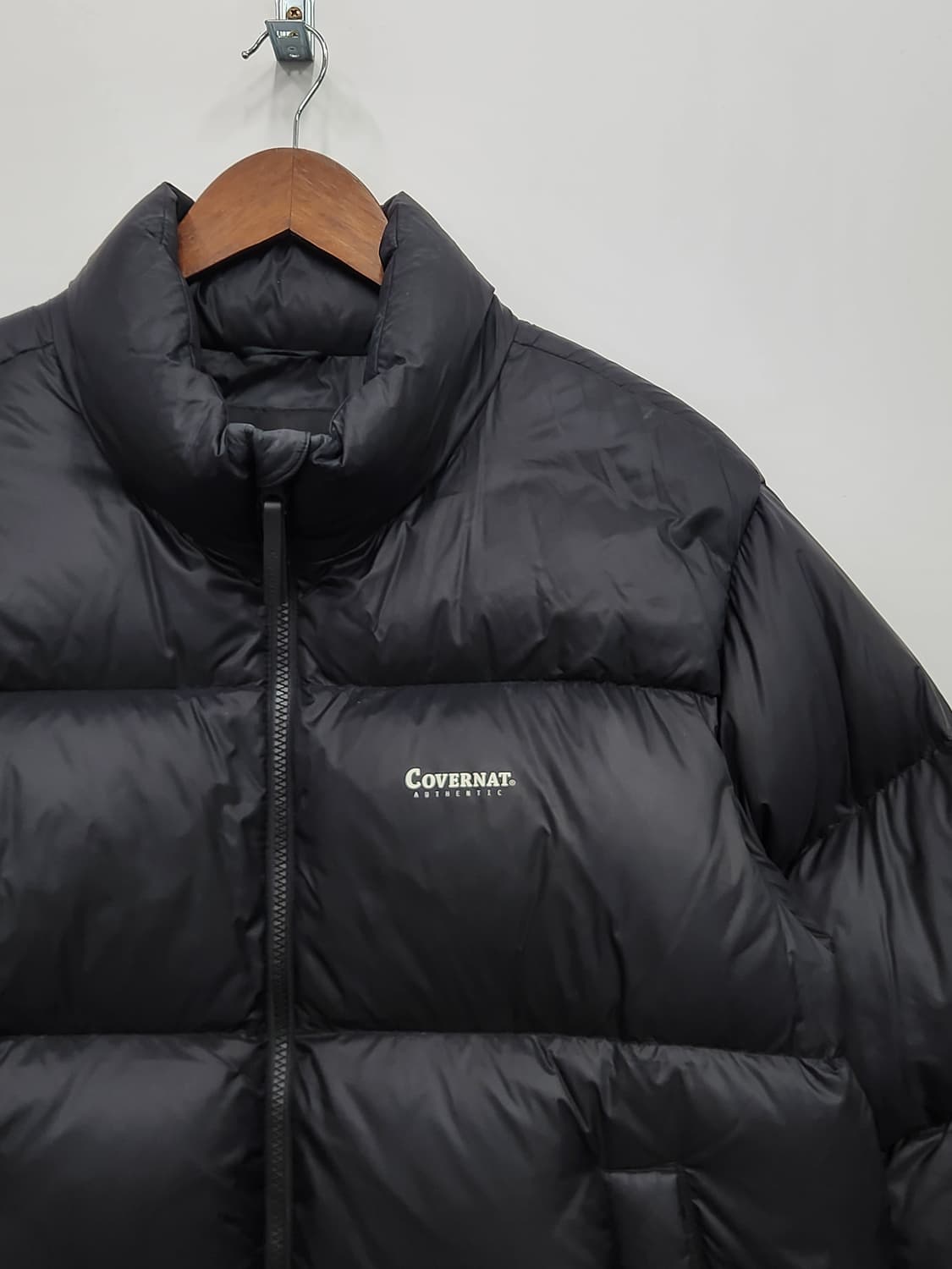 커버낫 로고 블랙 패딩 상품이미지3