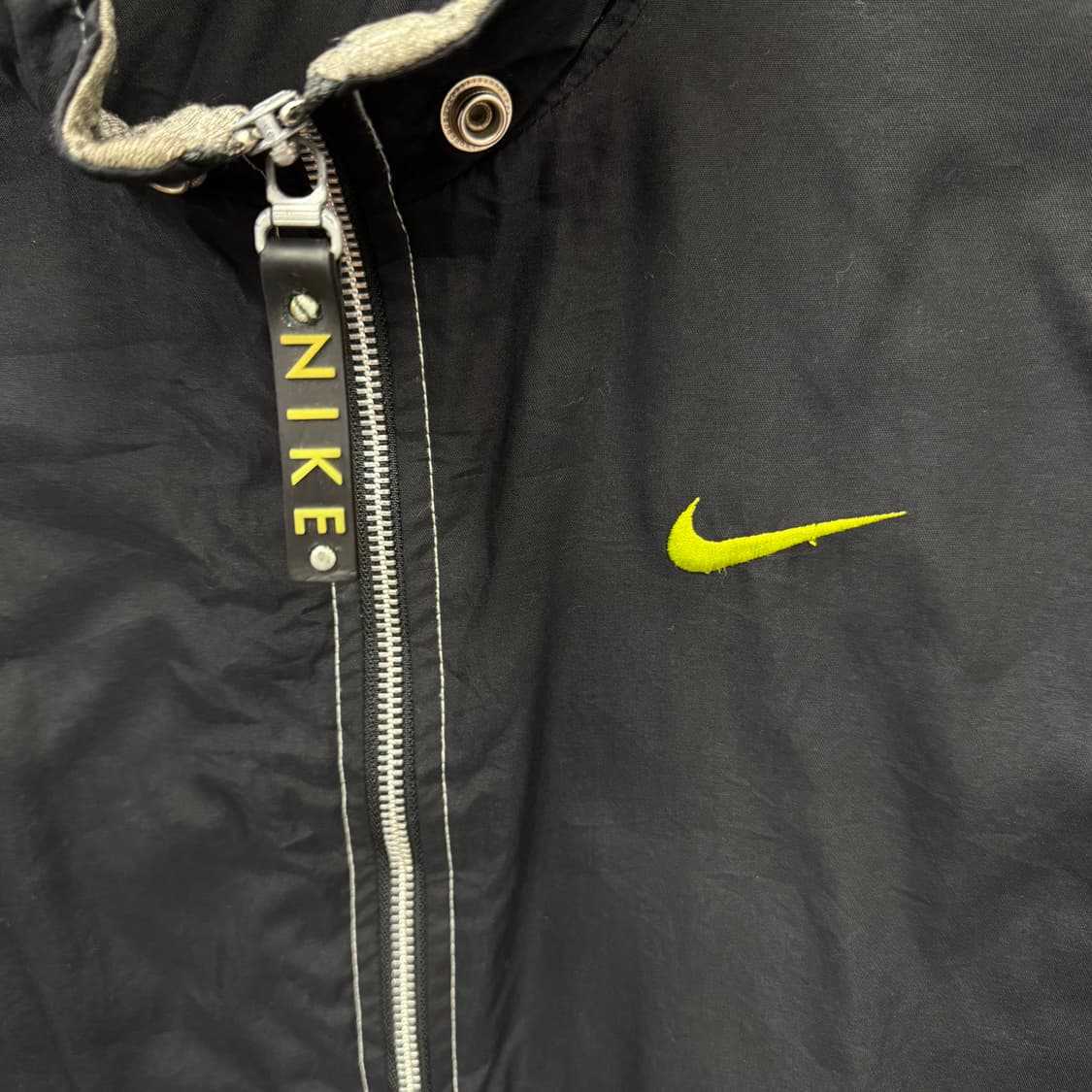 90s 나이키 올드스쿨 바람막이 전면 스티치 라인 포인트 블랙 상품이미지5