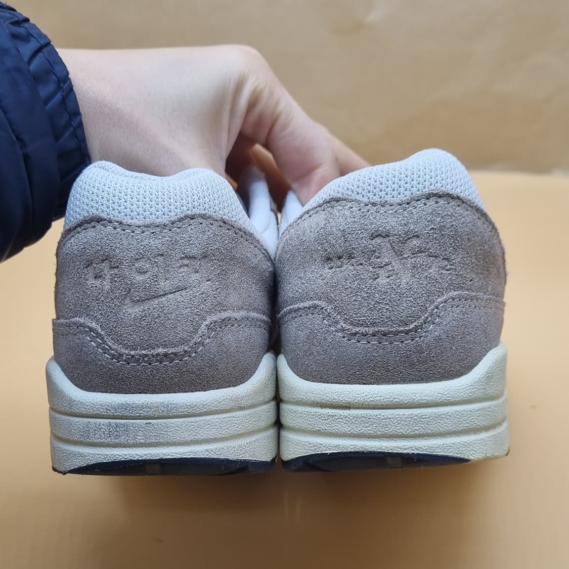 나이키 에어맥스1 한글날 여성운동화235  상품이미지4