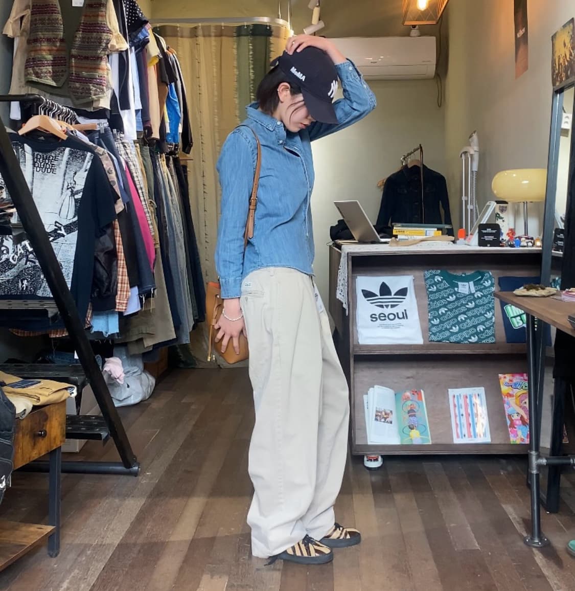 Joan & david 존앤데이비드 이태리 송치 스니커즈 상품이미지1