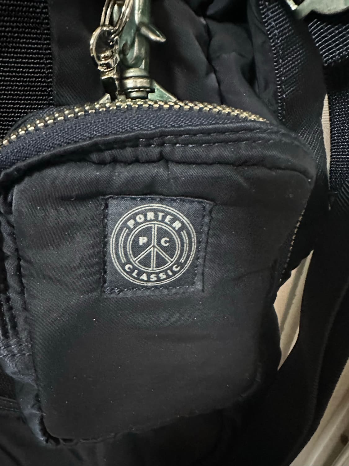 포터클래식 슈퍼나일론 토트백 다크네이비 긴자익클 상품이미지3