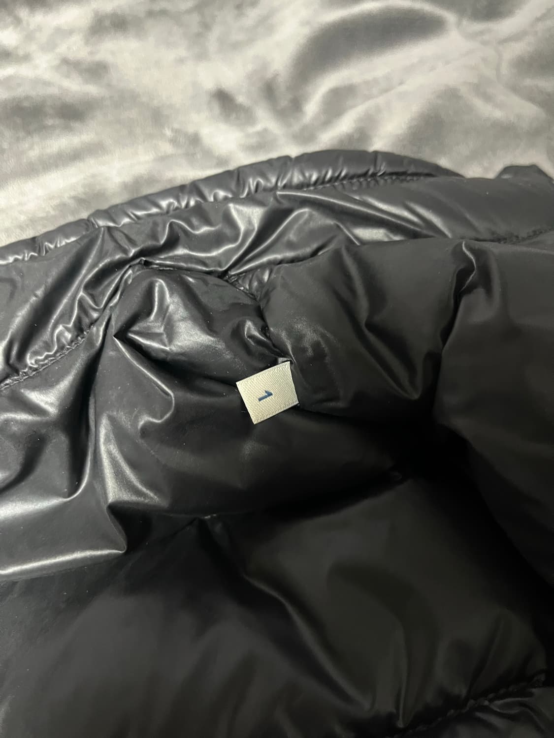 몽클레어 GUI 조끼패딩 Size(1) 95 상품이미지5