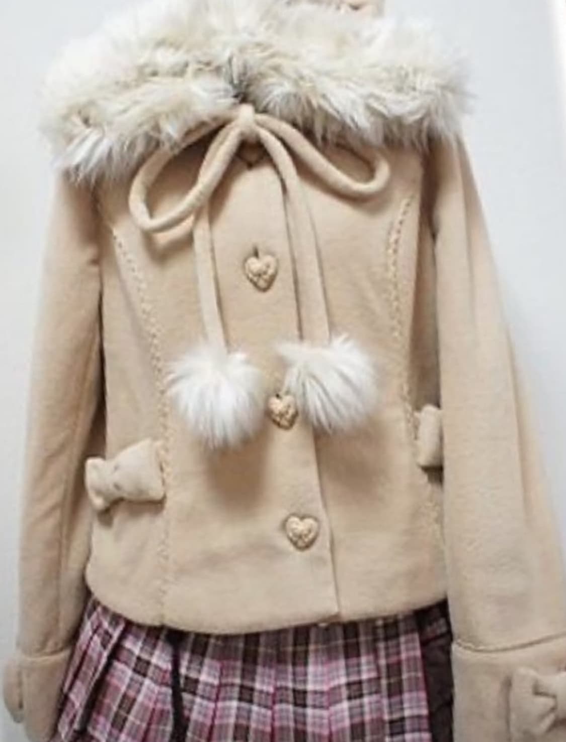 핀터레스트 엔젤릭프리티 라떼갸루 숏코트 리즈리사 엑시즈팜 트랄라라 상품이미지1