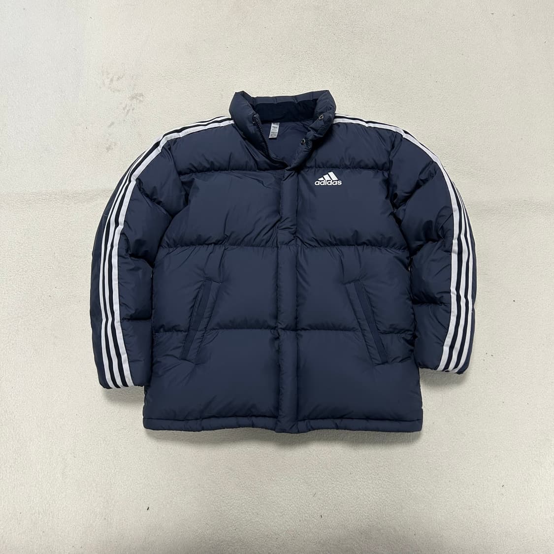 Adidas Puffer Jacket 상품이미지4