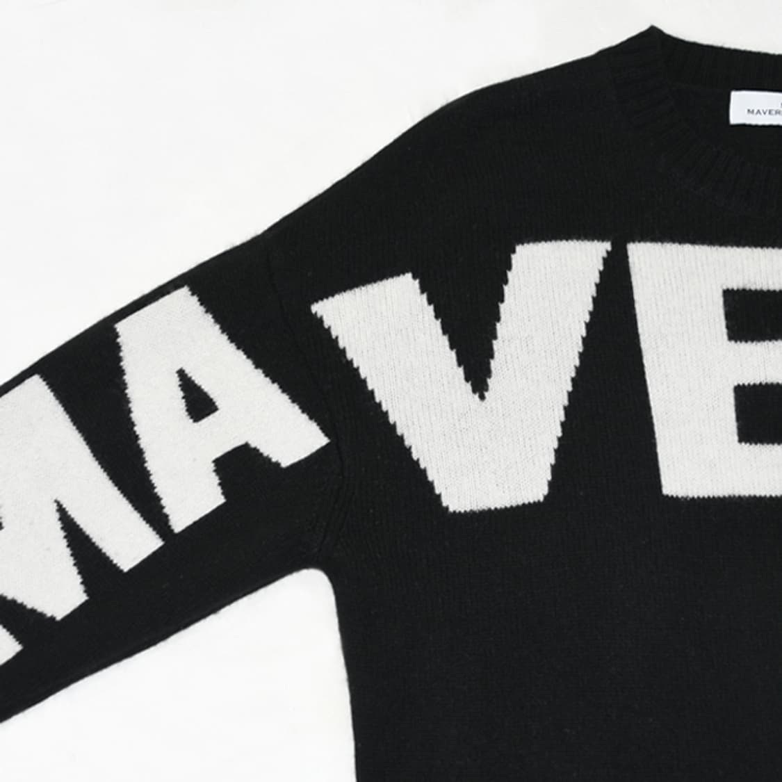 Maison Maverick Presents 블랙로고울니트 상품이미지6